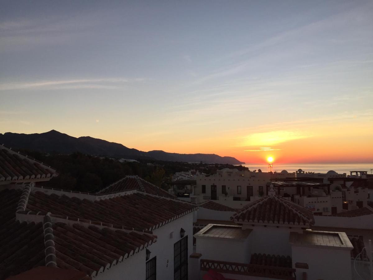 Burriana Beach, Pool, Big Terrace, Superb Seaviews Nerja Exterior foto